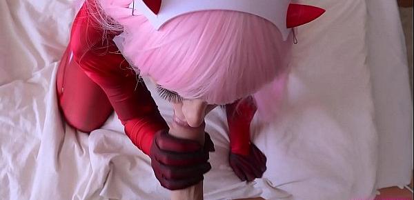  Cosplayer Young Girl Loves fucked in all holes! - Leah Meow